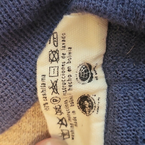 Cashllama unisex sweater - Picture 6 of 8